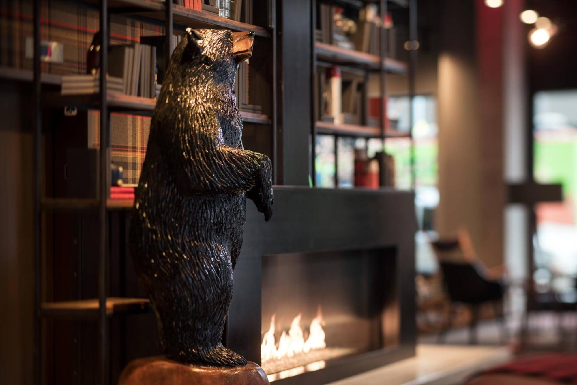 Отель Moxy Seattle Downtown Экстерьер фото