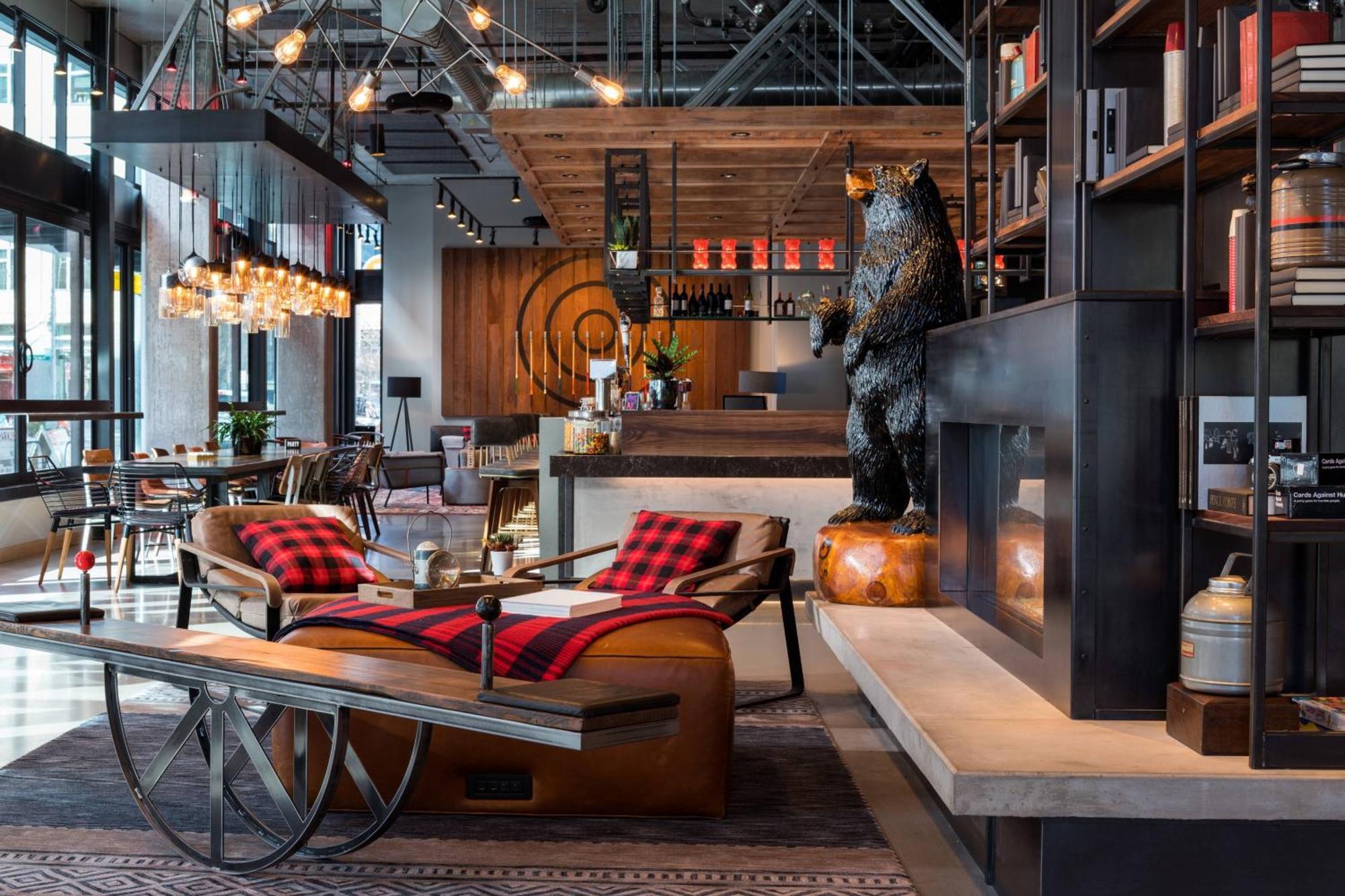 Отель Moxy Seattle Downtown Экстерьер фото