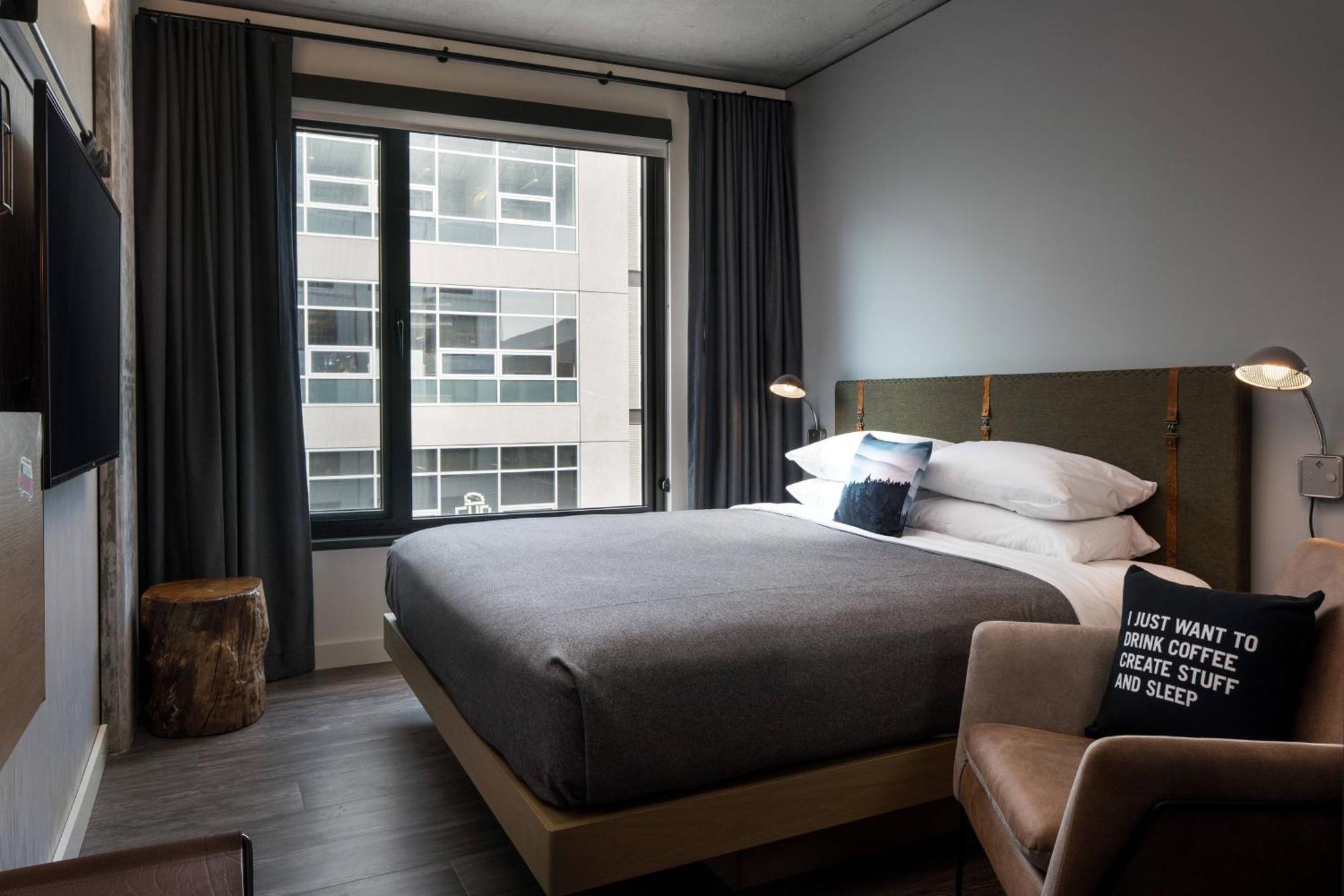 Отель Moxy Seattle Downtown Экстерьер фото